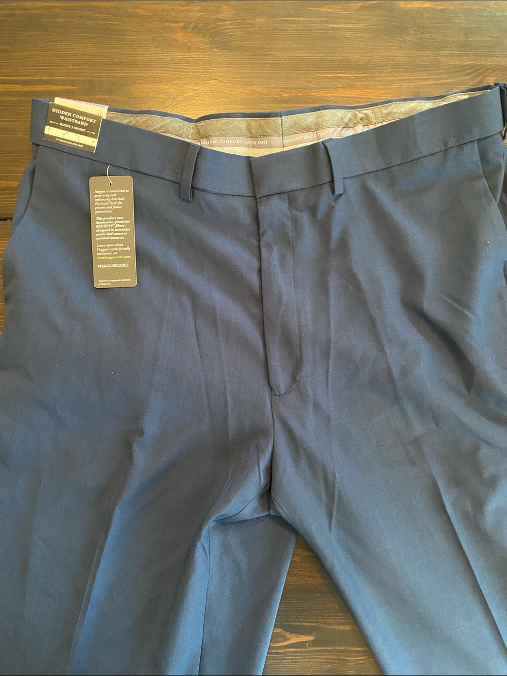 Haggar NWT 38x32 Classic Fit Flat Front Dress Pants Navy Blue
